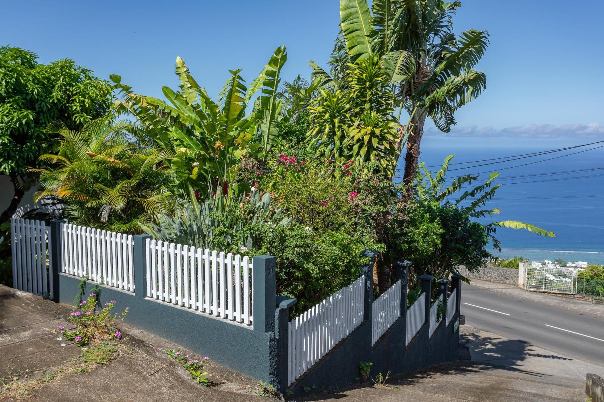 Villa Leu Seaview Saint-Leu Exterior photo
